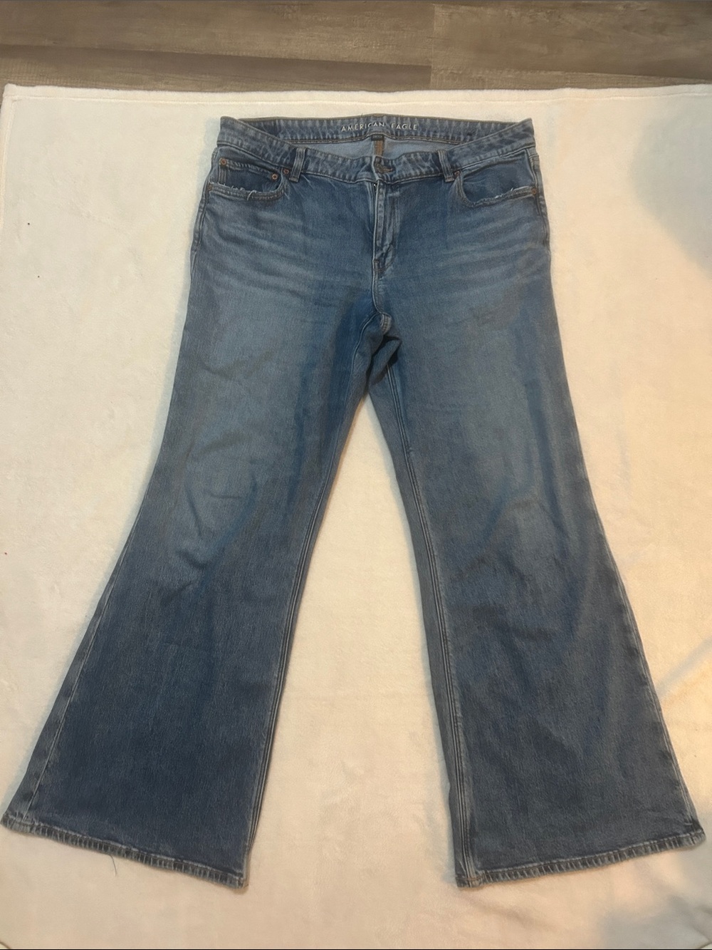 American Eagle Women’s Jeans Low Rise Flare - Size 16 Long